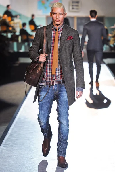 Look 21
